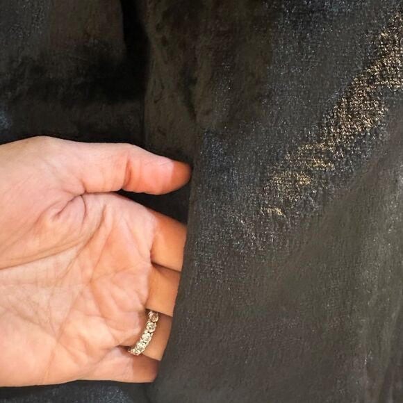 Vintage
1950s/1960s dark navy blue sculpted velour jacket. - Picture 6 of 11